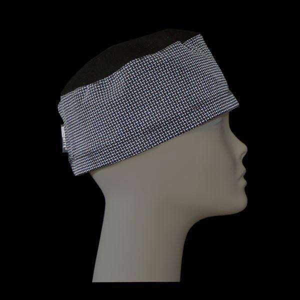 Reflective Mesh Skull Cap in Black